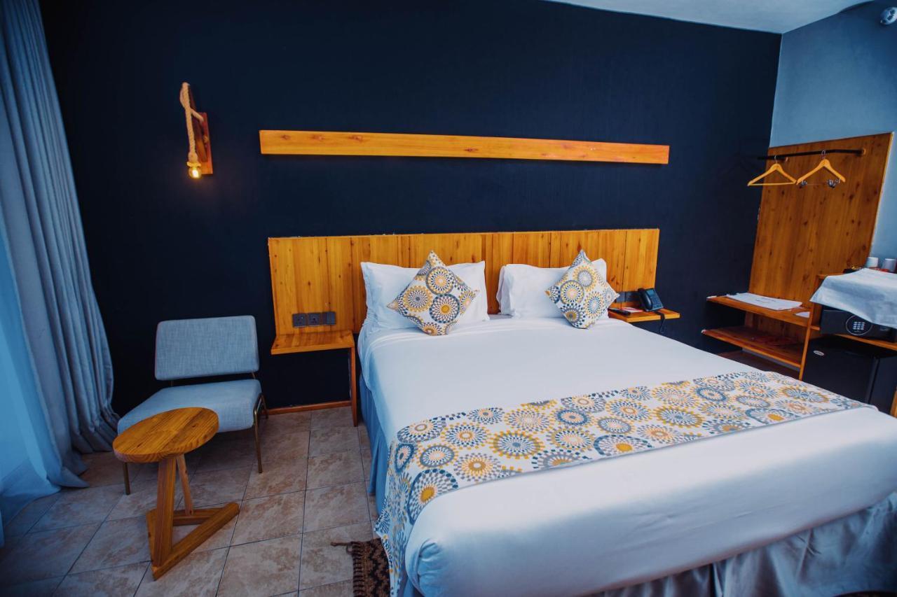 Giraffe Beach Hotel Dar es Salaam Exterior photo