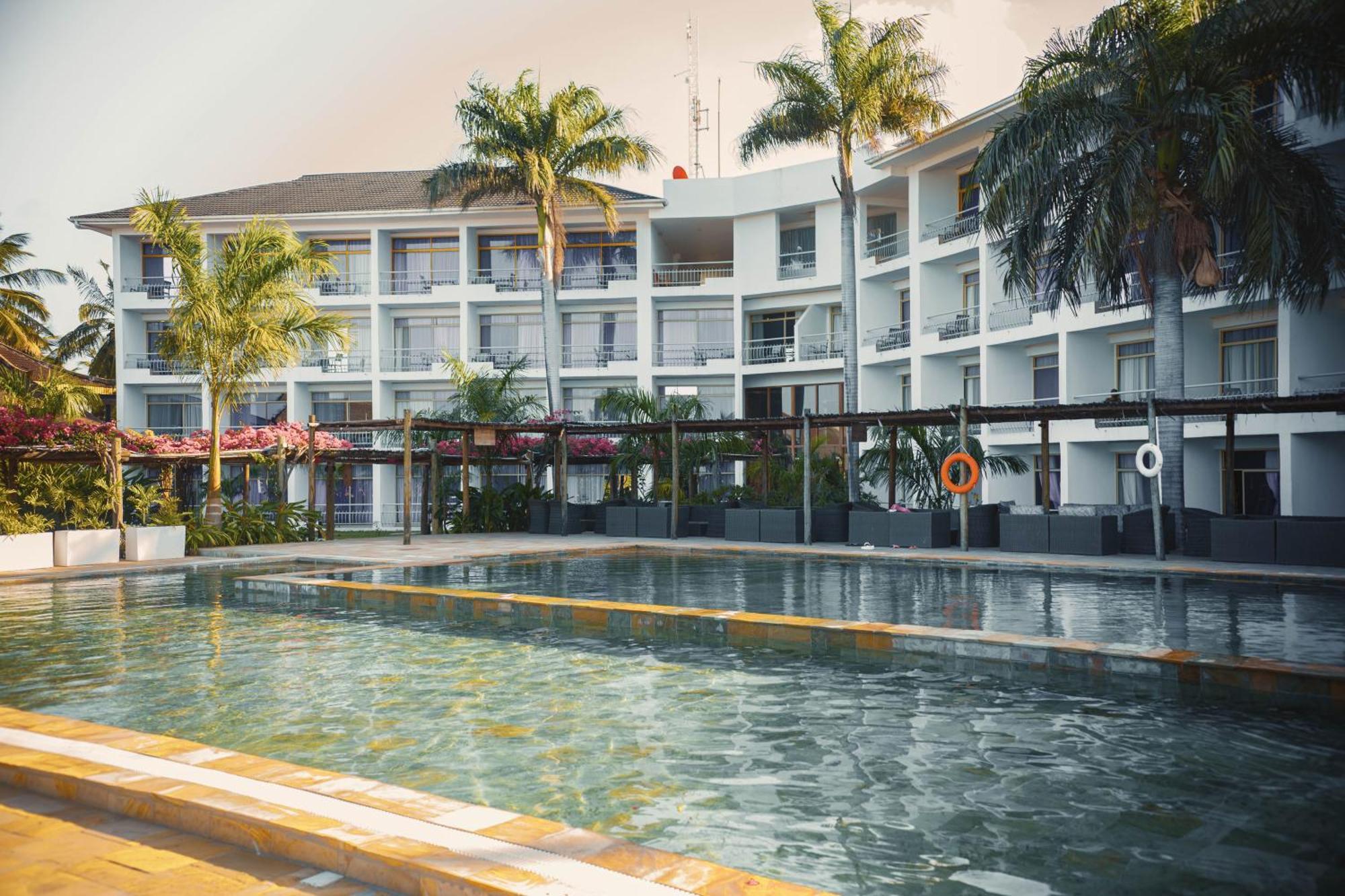 Giraffe Beach Hotel Dar es Salaam Exterior photo